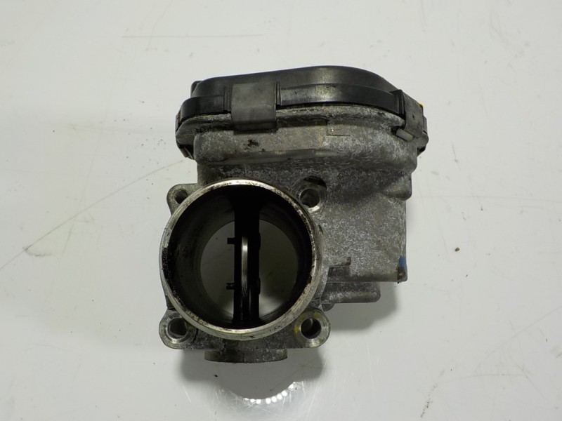 Recambio de caja mariposa para peugeot 208 1.4 hdi fap referencia OEM IAM 0345G4 9673534480 