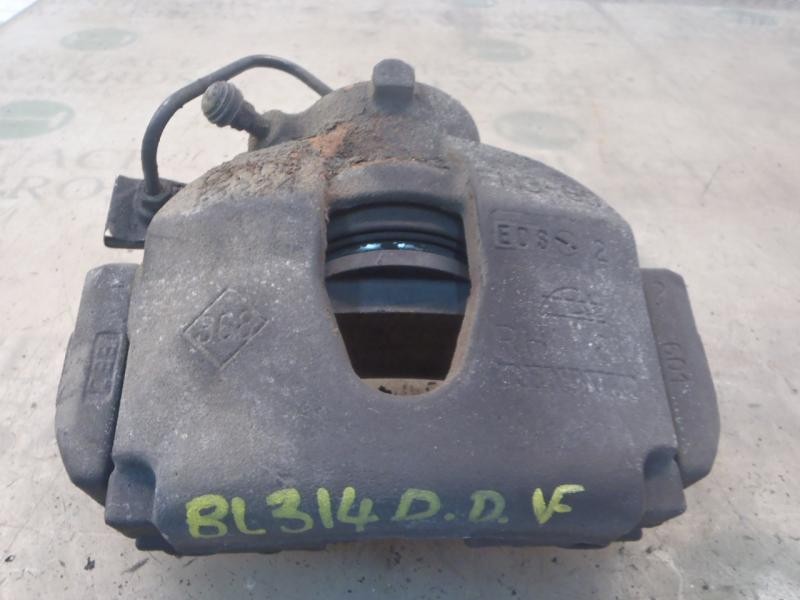 Recambio de pinza freno delantera derecha para renault laguna ii grandtour (kg0) dynamique luxe referencia OEM IAM   