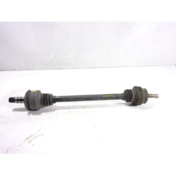 TRANSMISION TRASERA DERECHA A2043501810 