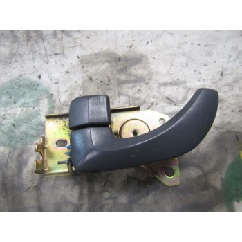 MANETA INTERIOR DELANTERA IZQUIERDA 826103E000GW 