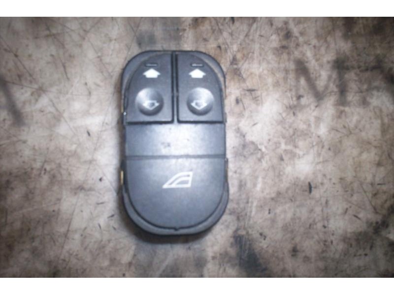 Recambio de mando elevalunas delantero izquierdo para ford mondeo berlina/familiar (fd) ghia berlina referencia OEM IAM   