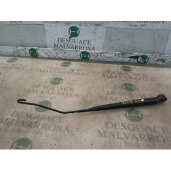 BRAZO LIMPIA DELANTERO DERECHO 