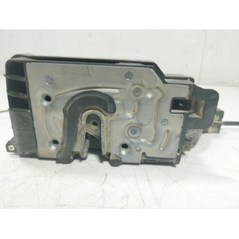 CERRADURA PUERTA DELANTERA DERECHA A4477200235 