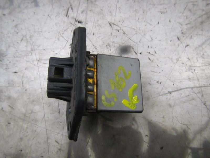 Recambio de resistencia calefaccion para kia sorento 2.5 crdi ex referencia OEM IAM 0K55261C08A  