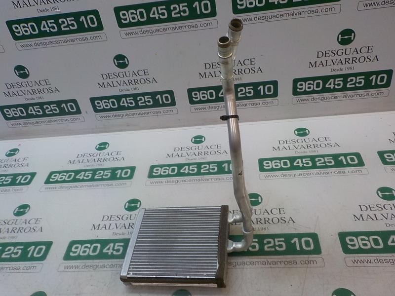Recambio de radiador calefaccion / aire acondicionado para ford fiesta (ccn) trend referencia OEM IAM 1743436  