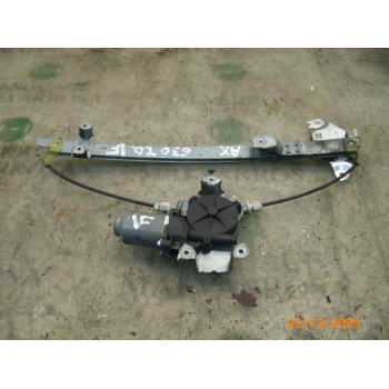 ELEVALUNAS TRASERO DERECHO 