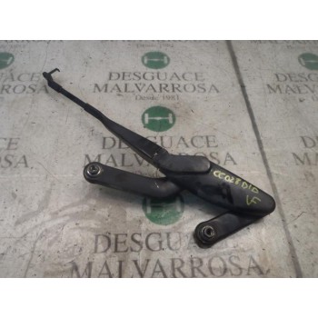 BRAZO LIMPIA DELANTERO DERECHO A2158202044 