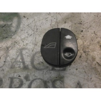 MANDO ELEVALUNAS DELANTERO DERECHO 