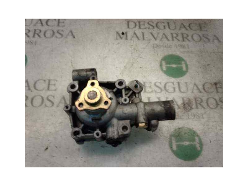 Recambio de bomba agua para renault trafic (desde 5.89) referencia OEM IAM   