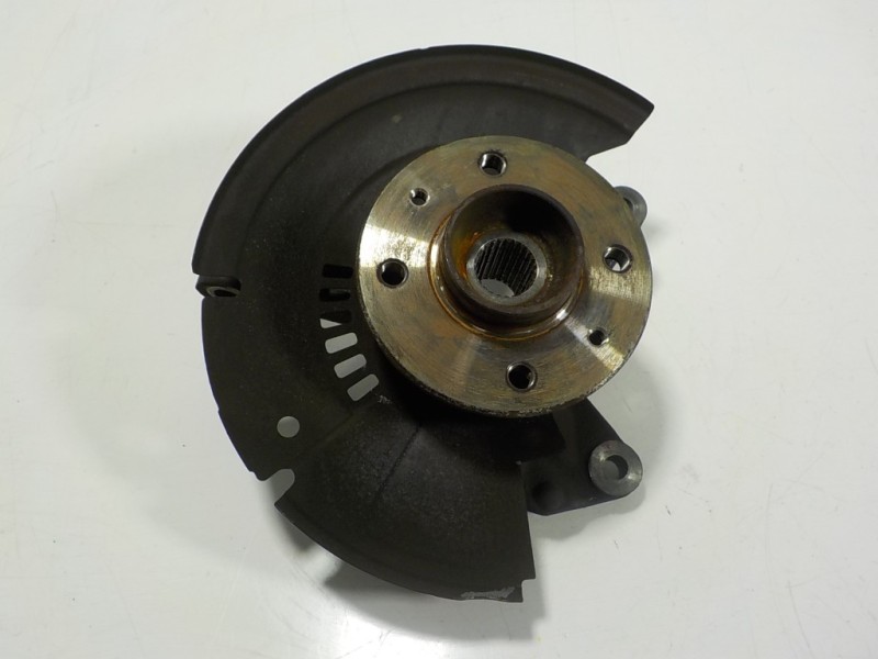 Recambio de mangueta delantera derecha para renault clio v 1.5 blue dci diesel fap referencia OEM IAM 400142472R  402021412R