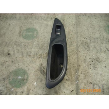 MANDO ELEVALUNAS TRASERO IZQUIERDO 