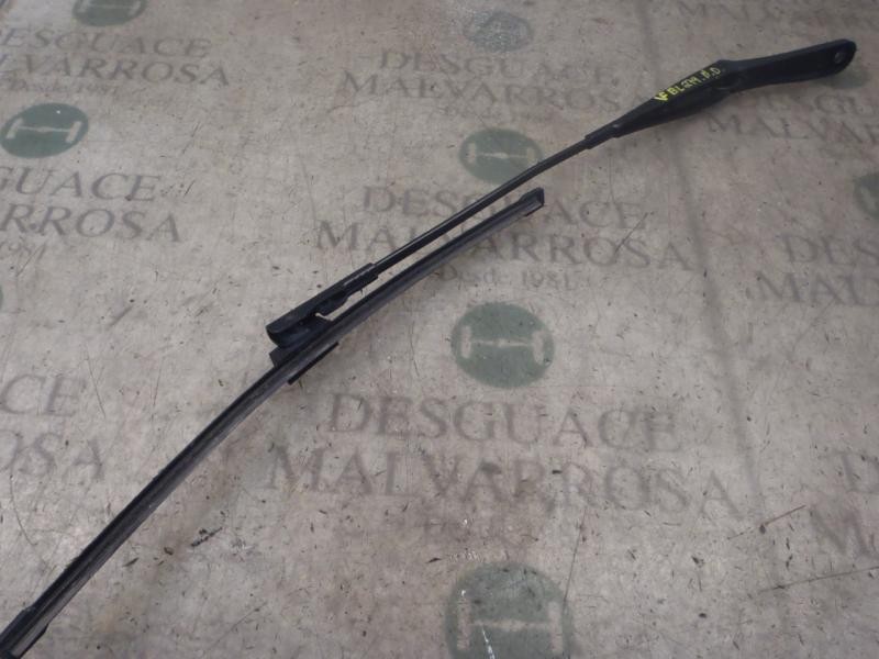 Recambio de brazo limpia delantero derecho para opel astra h ber. enjoy referencia OEM IAM   