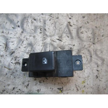 MANDO ELEVALUNAS DELANTERO DERECHO 8 