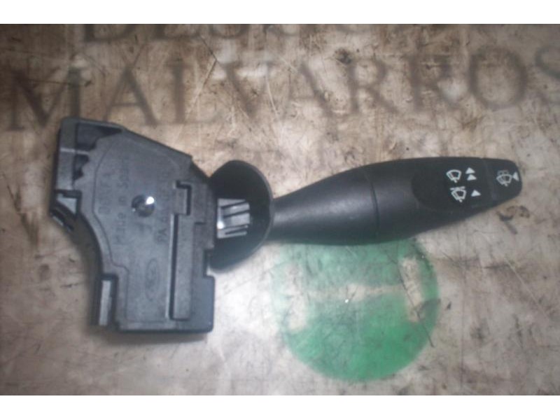 Recambio de mando limpia para ford fiesta (cbk) ghia referencia OEM IAM   