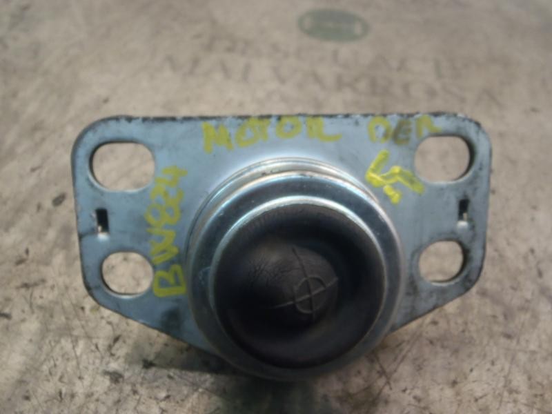 Recambio de soporte motor derecho para renault clio ii fase ii (b/cb0) sport referencia OEM IAM   