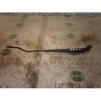 BRAZO LIMPIA DELANTERO DERECHO 