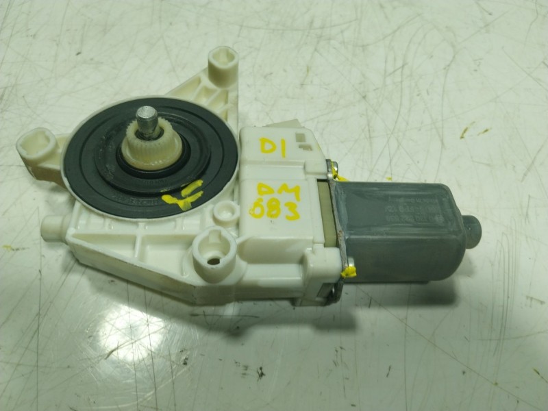 Recambio de motor elevalunas delantero izquierdo para mercedes-benz vito kasten 1.6 cdi cat referencia OEM IAM A4479063500  