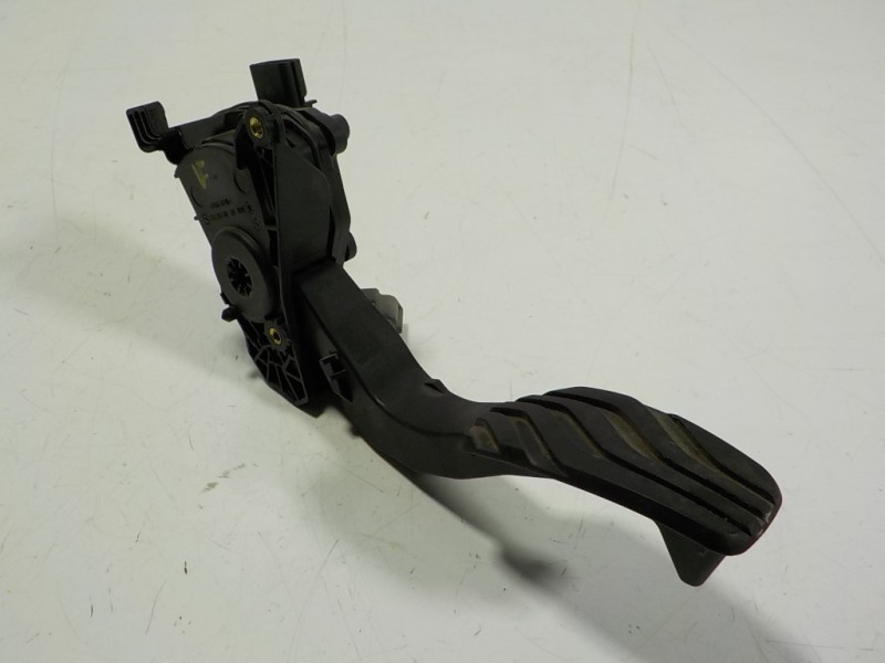 Recambio de potenciometro pedal para renault clio v 1.5 blue dci diesel fap referencia OEM IAM 180108467R 180108467R 