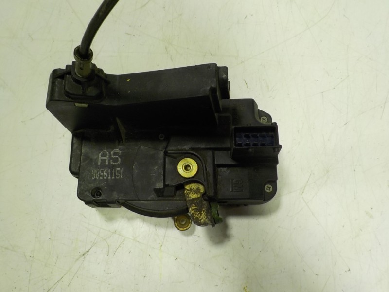 Recambio de cerradura puerta delantera izquierda para opel astra g berlina comfort referencia OEM IAM  90561151 