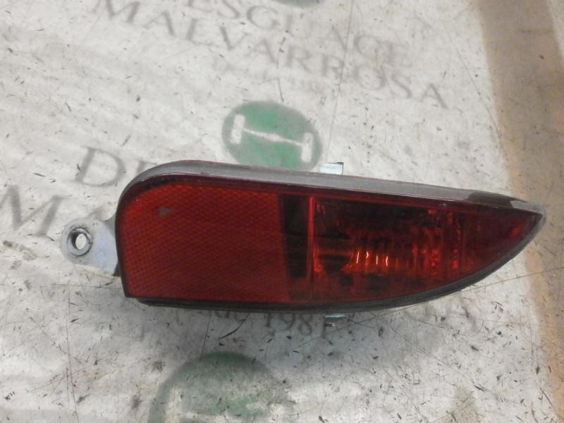 Recambio de piloto trasero antiniebla derecho para opel corsa c essentia referencia OEM IAM   