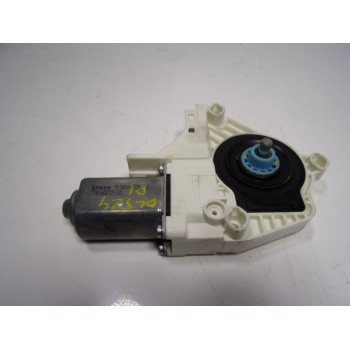 MOTOR ELEVALUNAS DELANTERO IZQUIERDO 8K0959801B 8K0959801B 