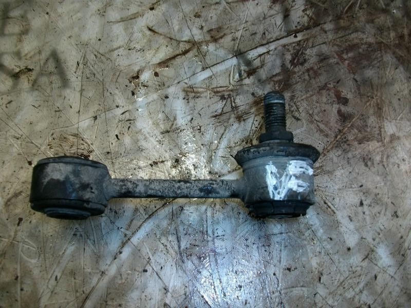 Recambio de tirante delantero izquierdo para kia carens 2.0 crdi ex monovolumen referencia OEM IAM   