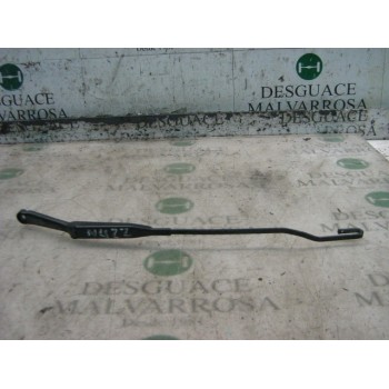 BRAZO LIMPIA DELANTERO DERECHO 