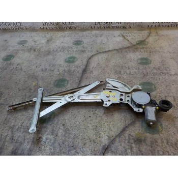 ELEVALUNAS DELANTERO DERECHO 