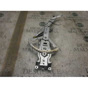 ELEVALUNAS DELANTERO DERECHO 