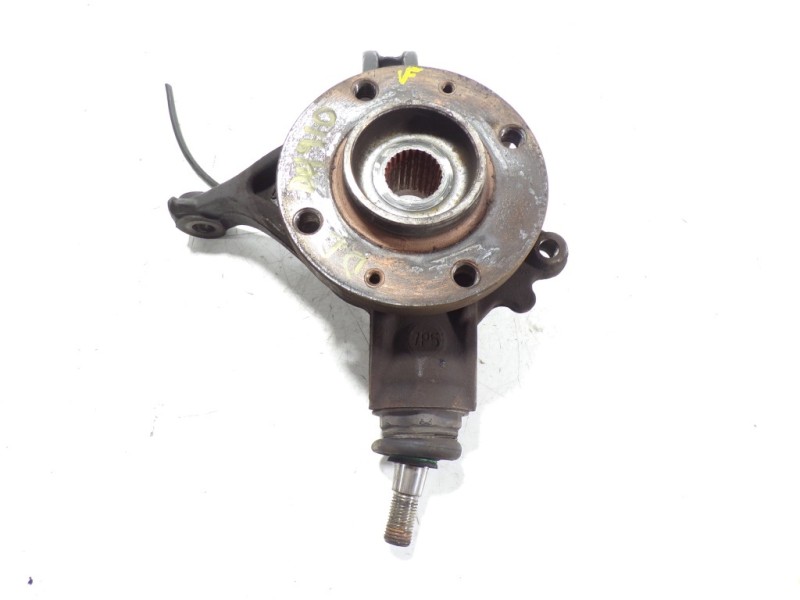 Recambio de mangueta delantera derecha para peugeot 308 1.6 16v hdi referencia OEM IAM   