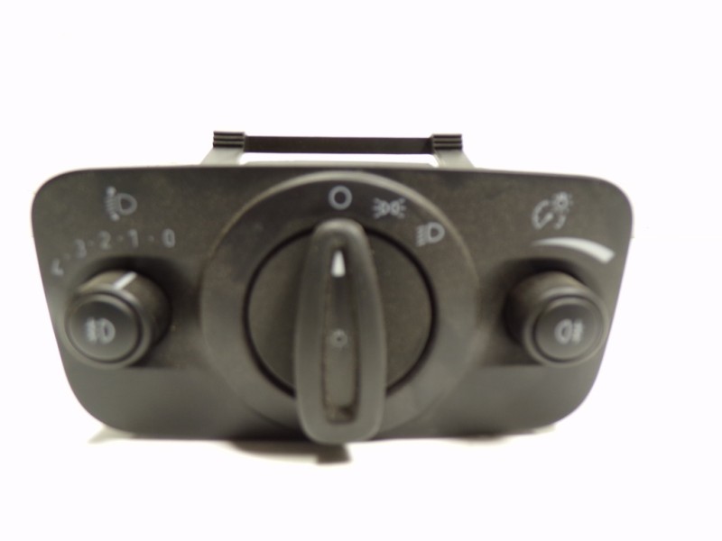 Recambio de mando luces para ford kuga (cbs) 1.5 ecoboost cat referencia OEM IAM 1787263 AV6T13A024AC 