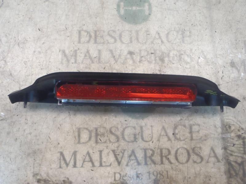 Recambio de piloto trasero central para ford ka (ccu) titanium referencia OEM IAM   