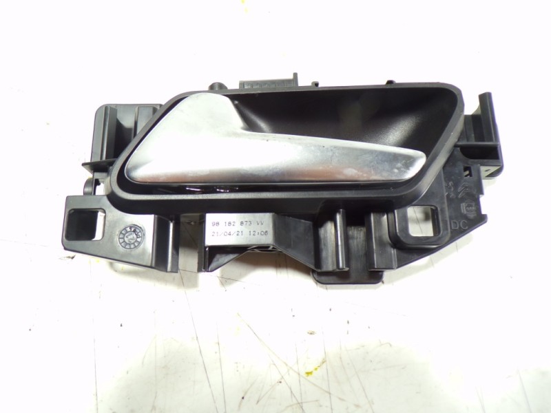 Recambio de maneta interior delantera izquierda para toyota proace city 1.2 12v referencia OEM IAM SU001B0201 98182873VV 