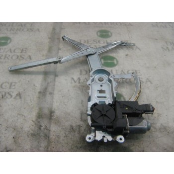 ELEVALUNAS DELANTERO DERECHO 