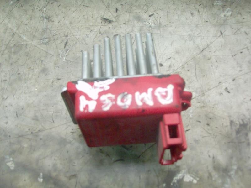 Recambio de resistencia calefaccion para audi a3 (8l) 1.9 tdi ambition referencia OEM IAM 1J0907521 1J0907521 657364M