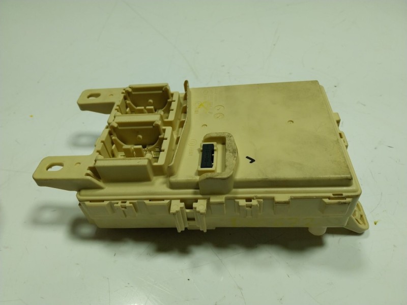 Recambio de caja reles / fusibles para kia stonic (yb) 1.2 cvvt referencia OEM IAM 91955H8570 91955H8570 