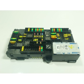 CAJA RELES / FUSIBLES 61145A0E7D0 61145A0E7D002 