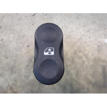 MANDO ELEVALUNAS DELANTERO IZQUIERDO 8200602227 