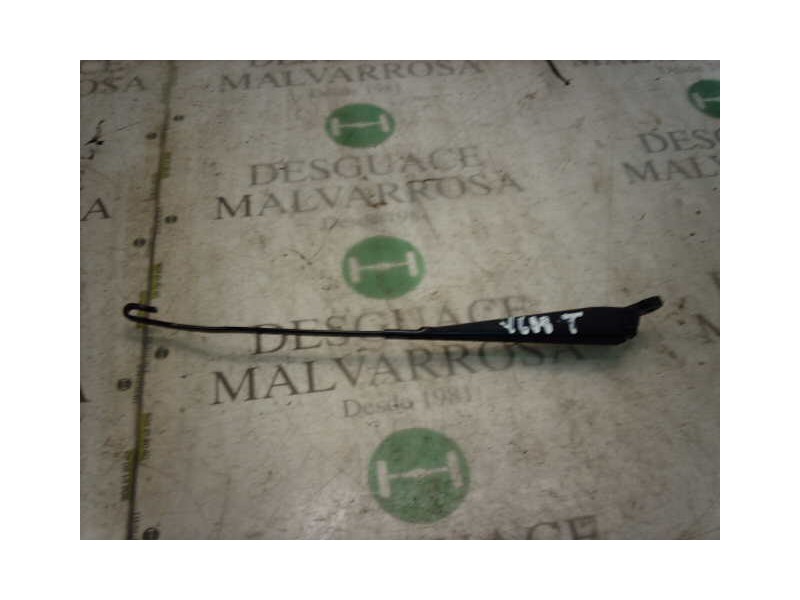 Recambio de brazo limpia trasero para citroën xsara berlina 1.6 lx referencia OEM IAM   