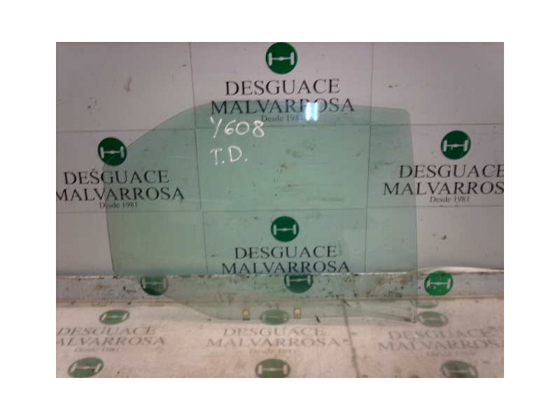 Recambio de cristal puerta trasero derecho para citroën xsara berlina 1.6 lx referencia OEM IAM   