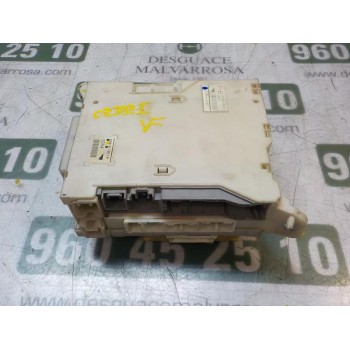 CAJA RELES / FUSIBLES 8273030411 8273030301 