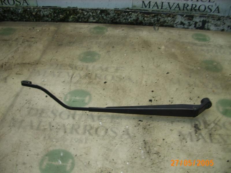 Recambio de brazo limpia delantero izquierdo para suzuki swift berlina (mz) gl (3-ptas.) referencia OEM IAM   