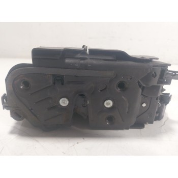 CERRADURA PUERTA TRASERA DERECHA 5G4839016D 5TA839016E 