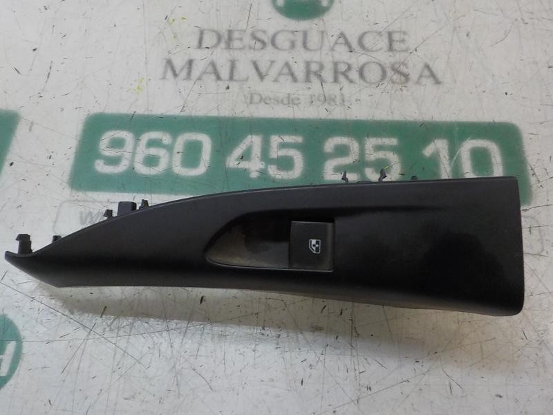 Recambio de mando elevalunas trasero derecho para opel zafira (c) excellence referencia OEM IAM 13408452 13408452 