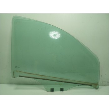 CRISTAL PUERTA DELANTERO DERECHO 803004351R 803001762R