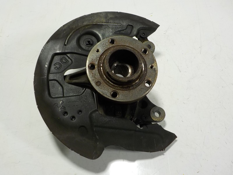 Recambio de mangueta delantera derecha para peugeot 508 sw 1.5 blue-hdi fap referencia OEM IAM 1610138080  