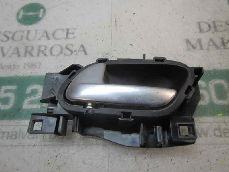 Recambio de maneta interior delantera izquierda para peugeot 208 1.2 12v vti referencia OEM IAM 96555518VV  
