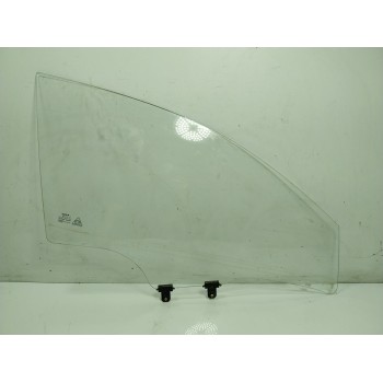 CRISTAL PUERTA DELANTERO DERECHO 82420H8131 