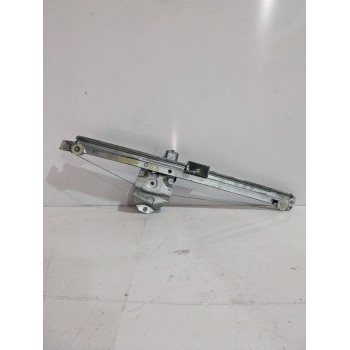 ELEVALUNAS DELANTERO DERECHO 