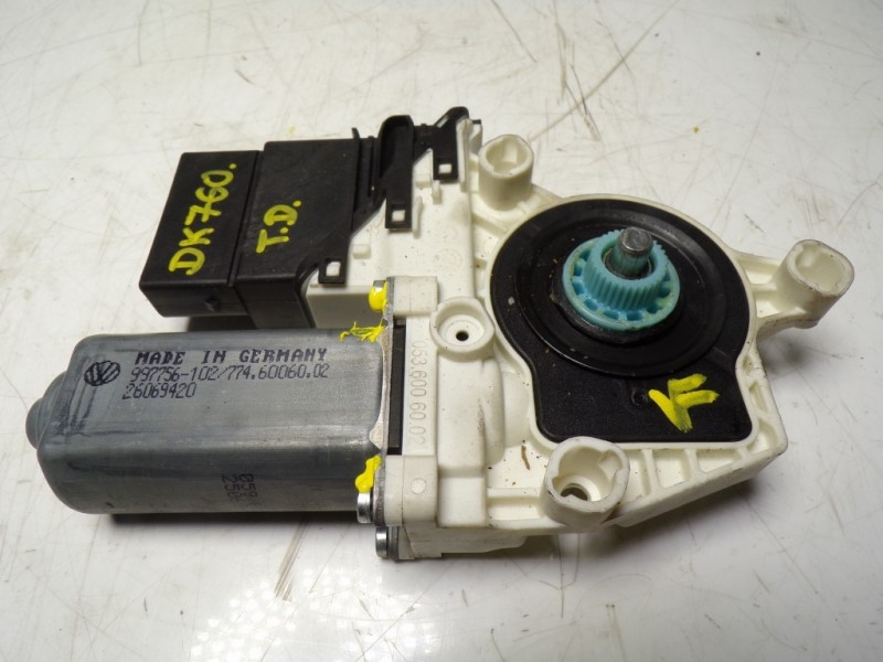 Recambio de motor elevalunas trasero derecho para volkswagen golf vi (5k1) 1.6 tdi referencia OEM IAM 5K0959704CVW2 5K0959704C 